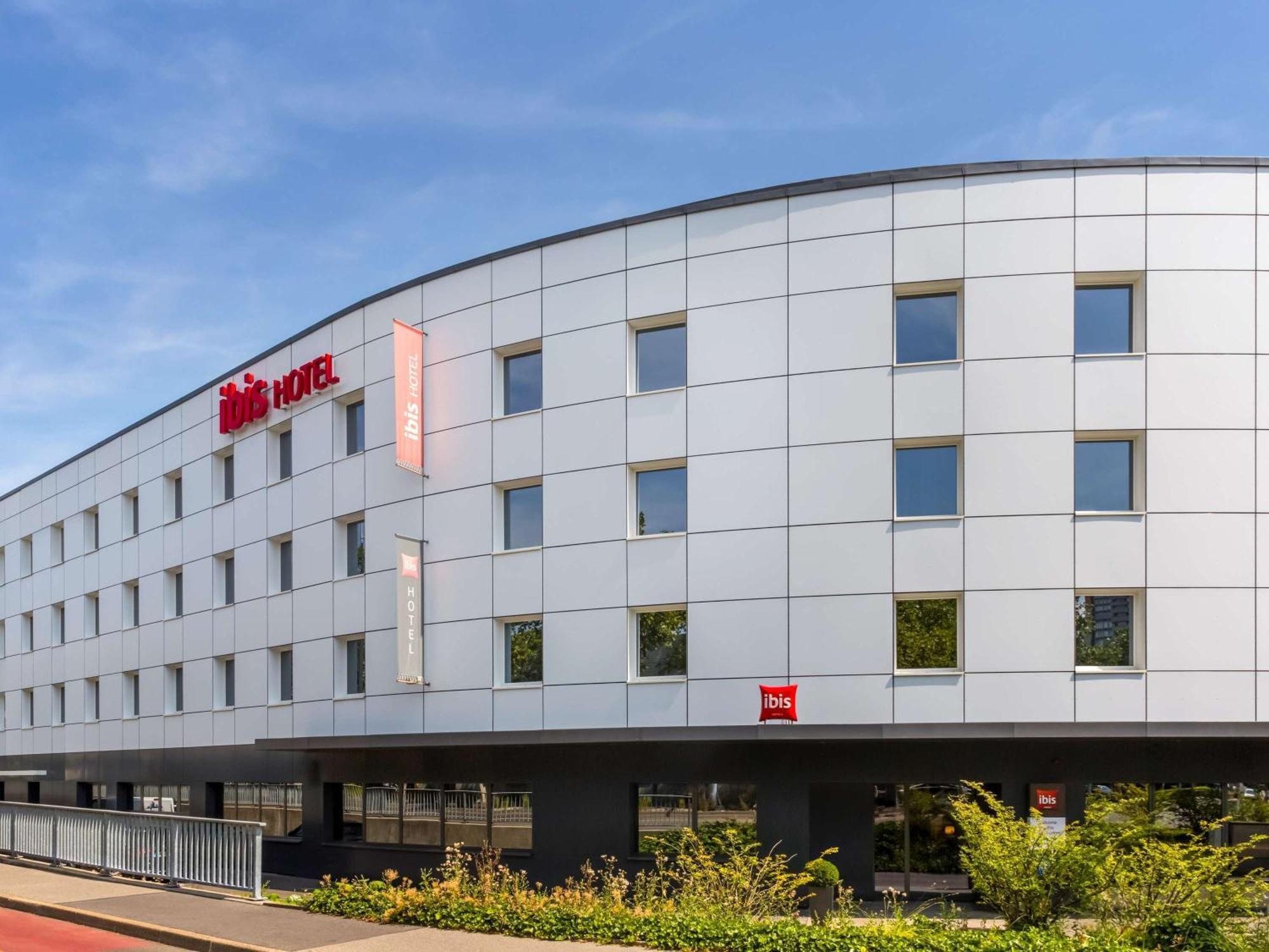Ibis Geneve Petit Lancy Hotel Exterior photo
