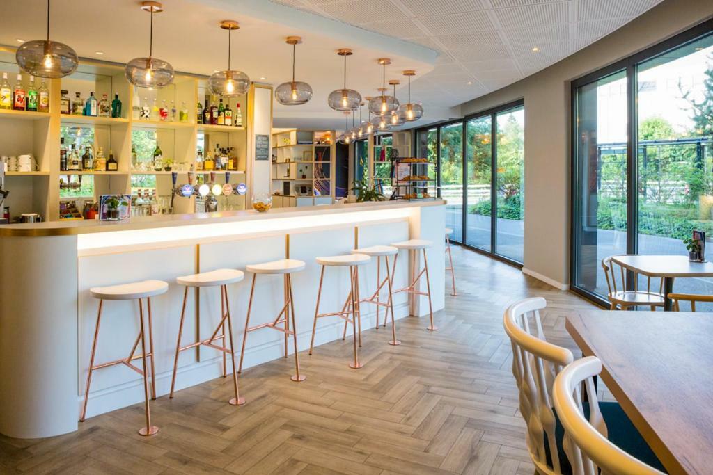 Ibis Geneve Petit Lancy Hotel Exterior photo