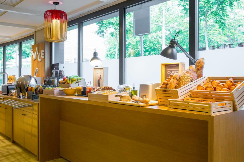 Ibis Geneve Petit Lancy Hotel Exterior photo